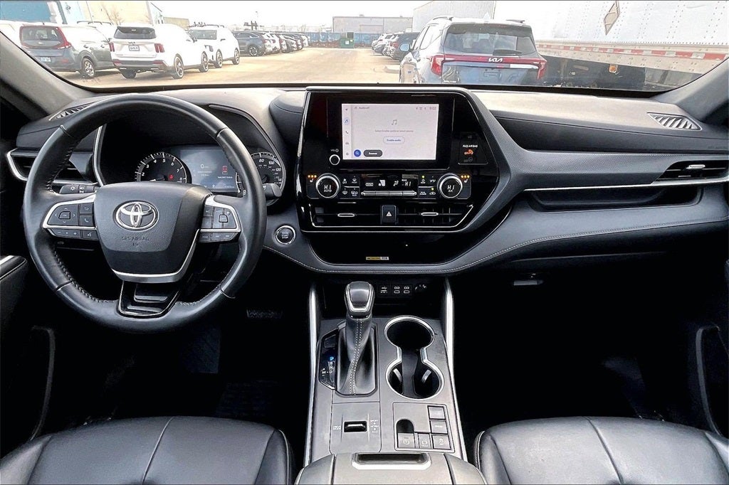 2023 Toyota Highlander XSE