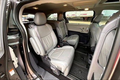 2021 Toyota Sienna Limited 7 Passenger