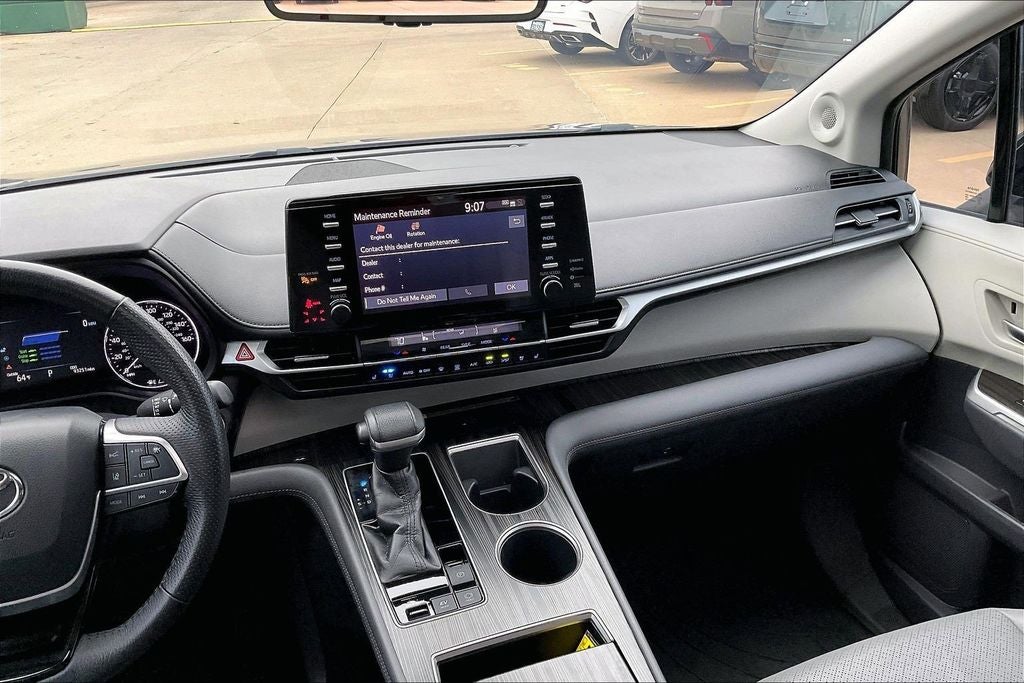 2021 Toyota Sienna Limited 7 Passenger