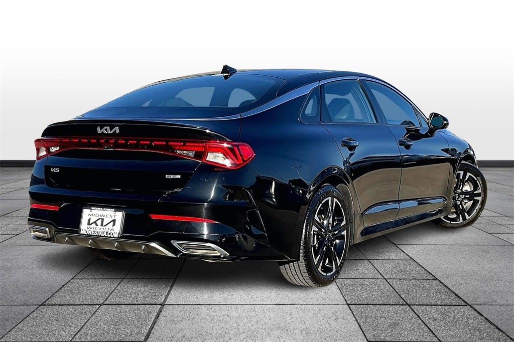 2023 Kia K5 GT-Line