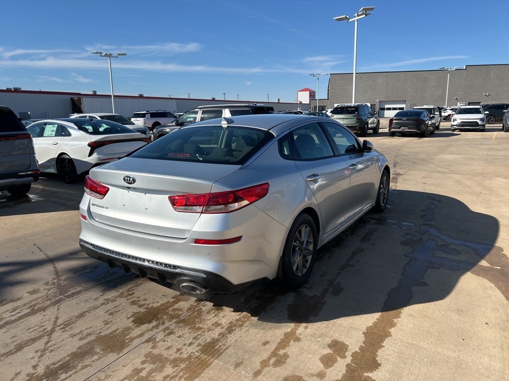 2020 Kia Optima LX
