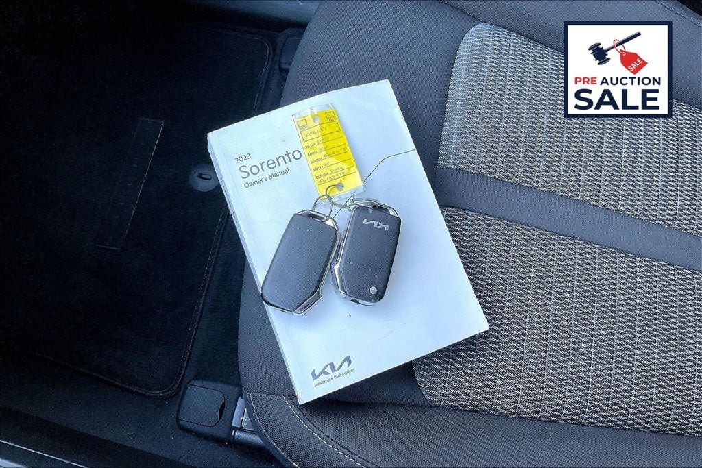 2023 Kia Sorento LX