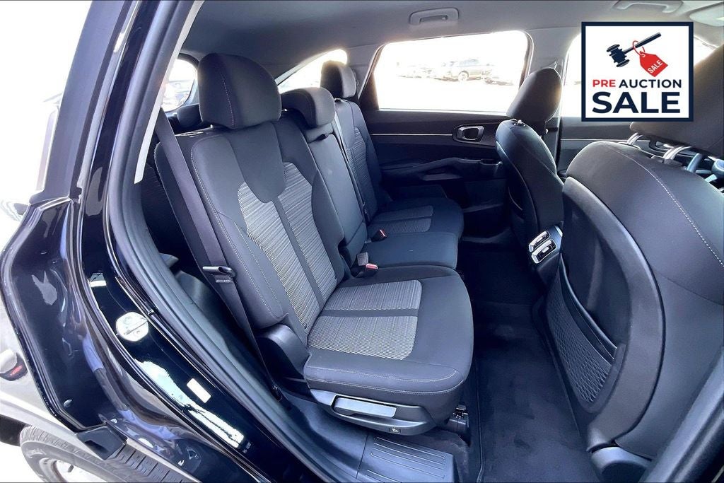 2023 Kia Sorento LX