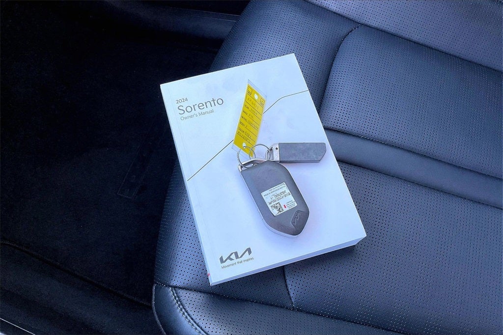 2024 Kia Sorento S