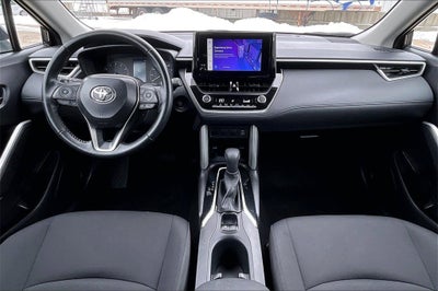 2025 Toyota Corolla Cross LE
