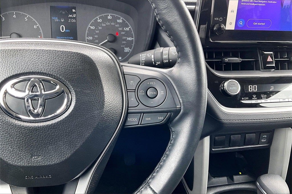 2025 Toyota Corolla Cross LE