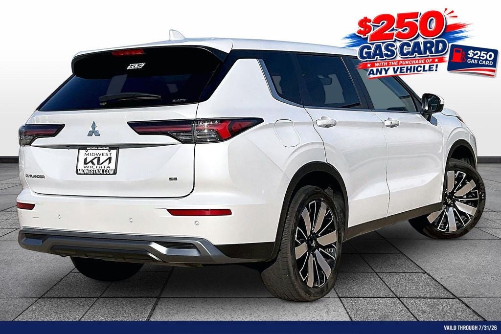 2025 Mitsubishi Outlander SE