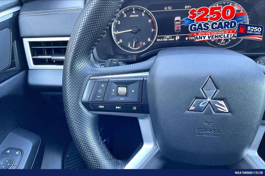 2025 Mitsubishi Outlander SE