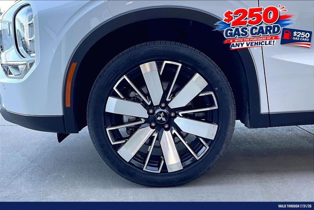 2025 Mitsubishi Outlander SE