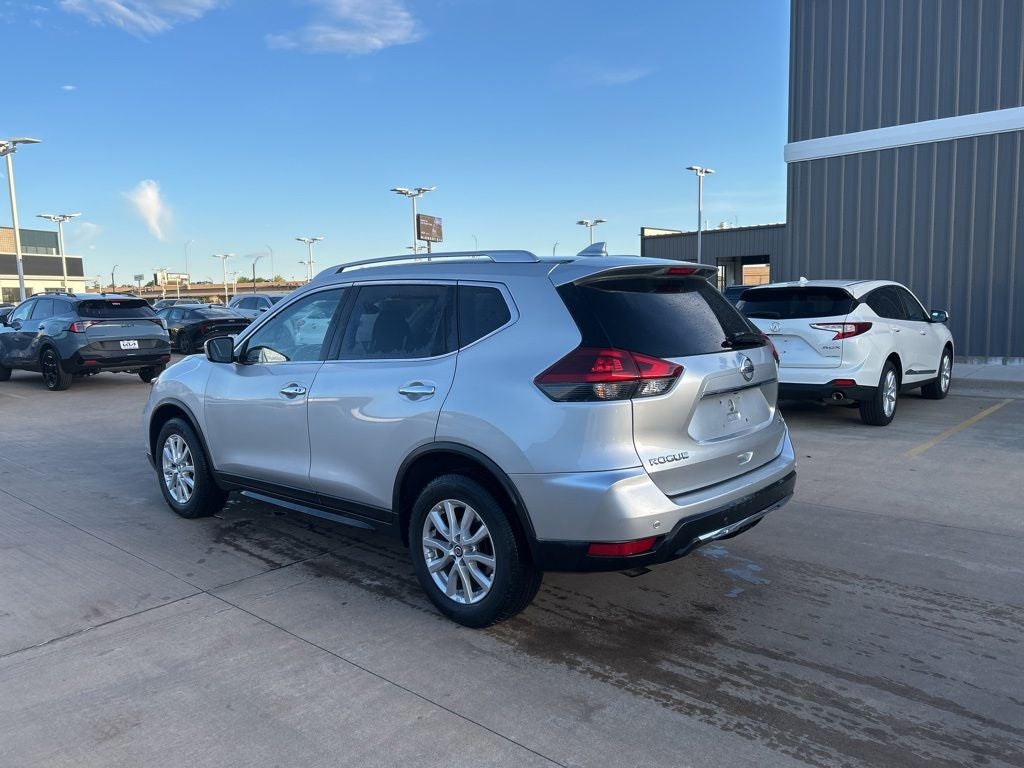 2020 Nissan Rogue SV