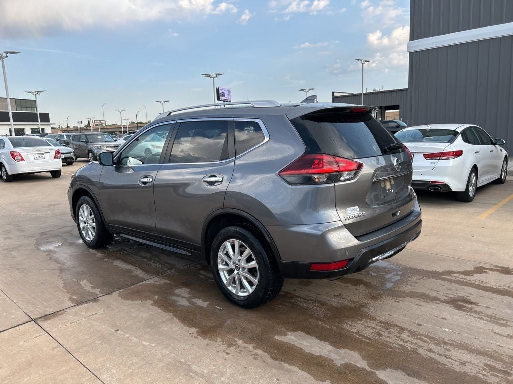 2020 Nissan Rogue SV