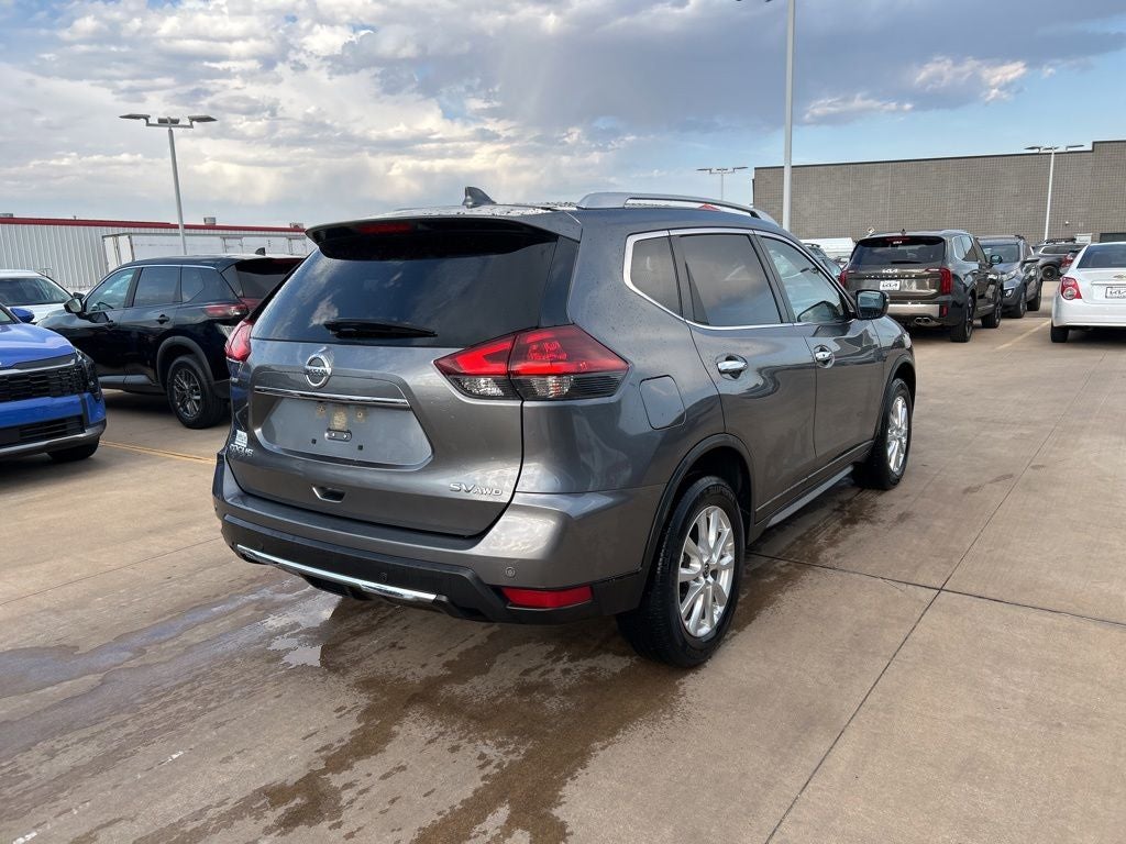 2020 Nissan Rogue SV