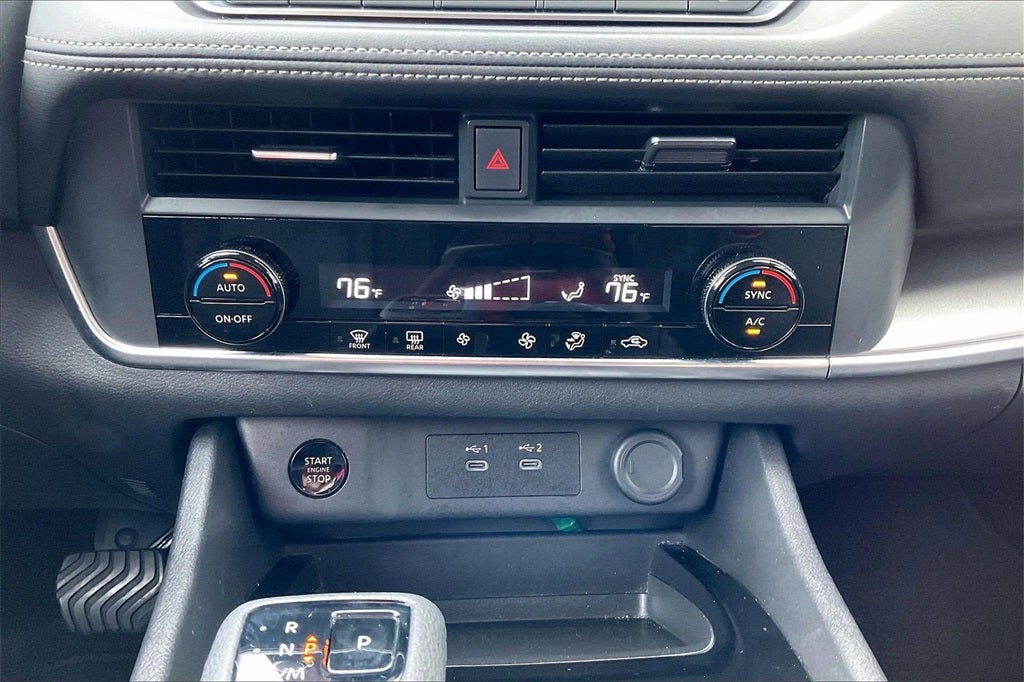 2024 Nissan Rogue SV