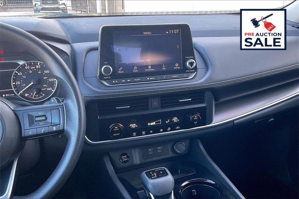 2024 Nissan Rogue SV