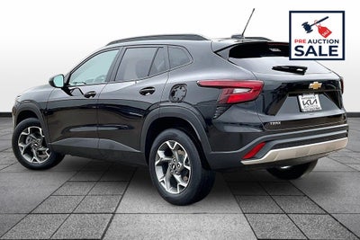 2025 Chevrolet Trax LT
