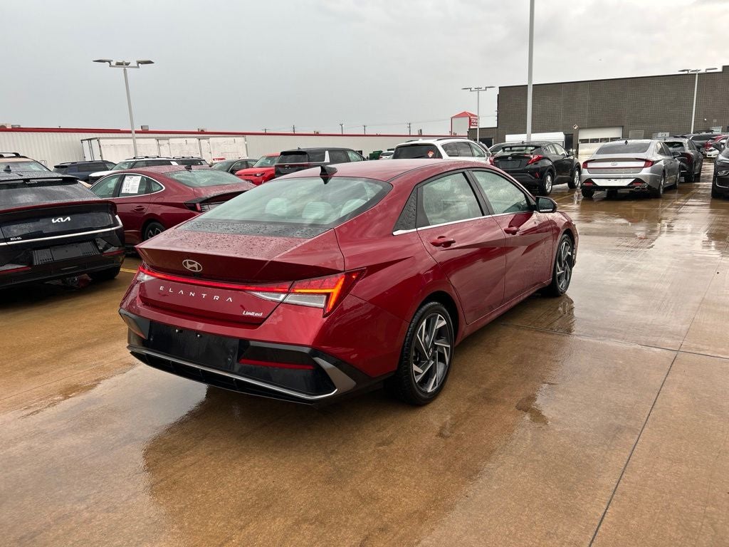 2024 Hyundai Elantra Limited