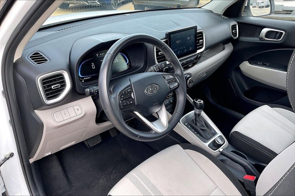2025 Hyundai Venue SEL