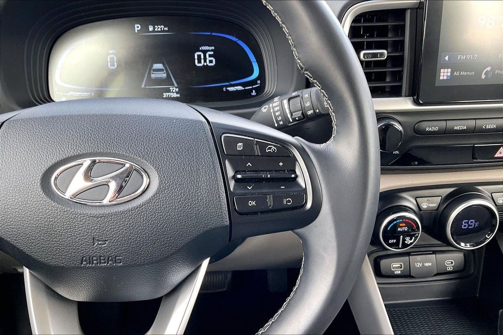 2025 Hyundai Venue SEL