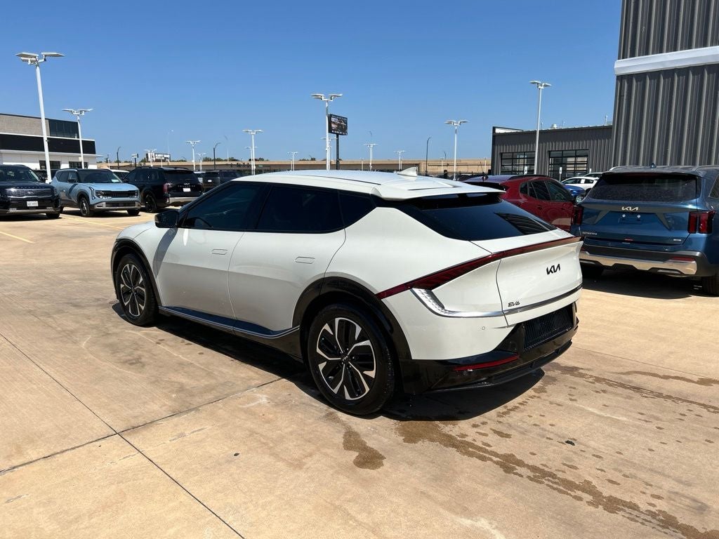 2022 Kia EV6 Wind