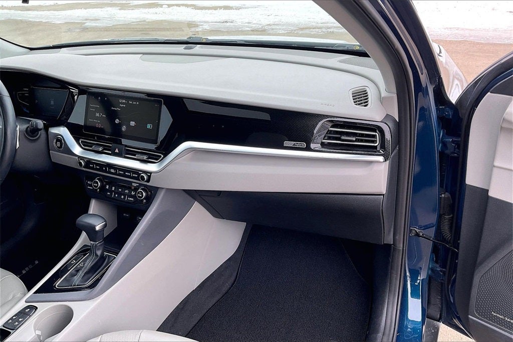 2022 Kia Niro EX Premium