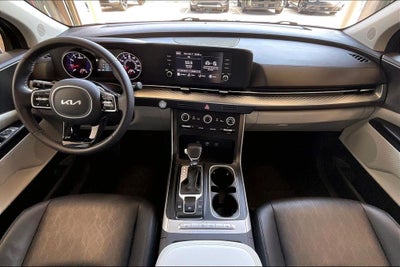 2024 Kia Carnival LX
