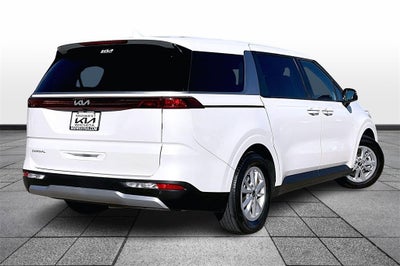 2024 Kia Carnival LX
