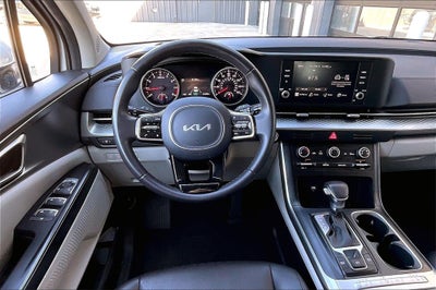 2024 Kia Carnival LX