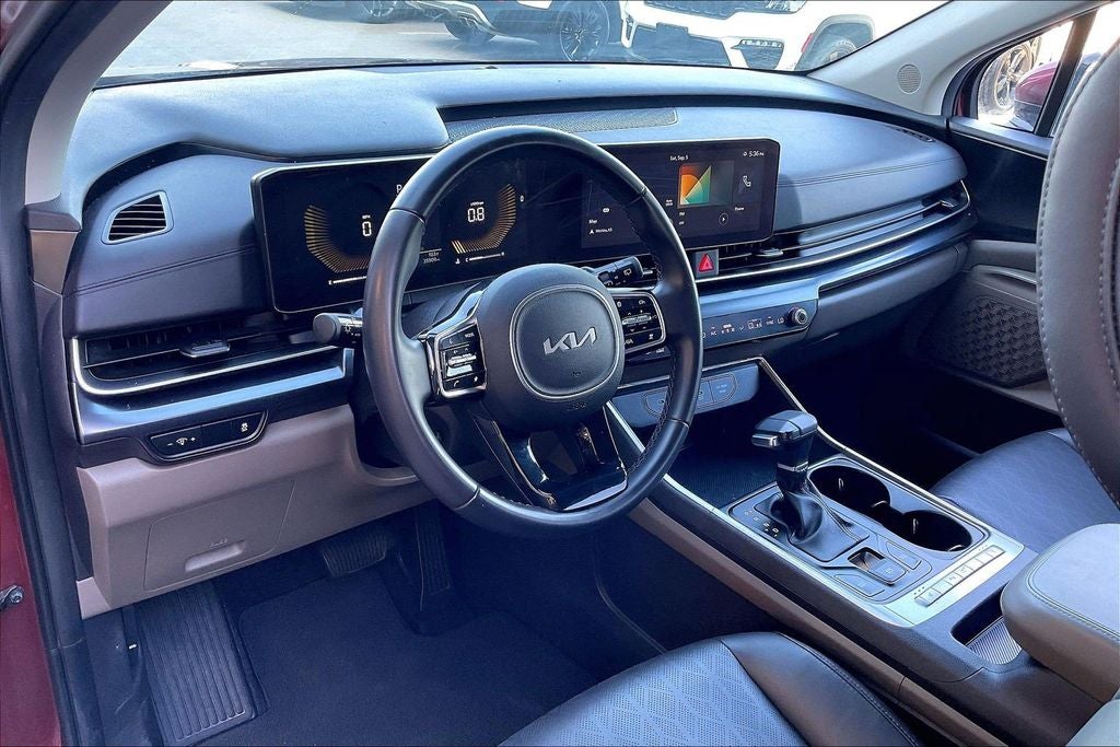 2025 Kia Carnival LXS
