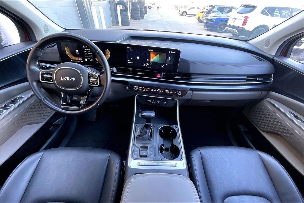 2025 Kia Carnival LXS