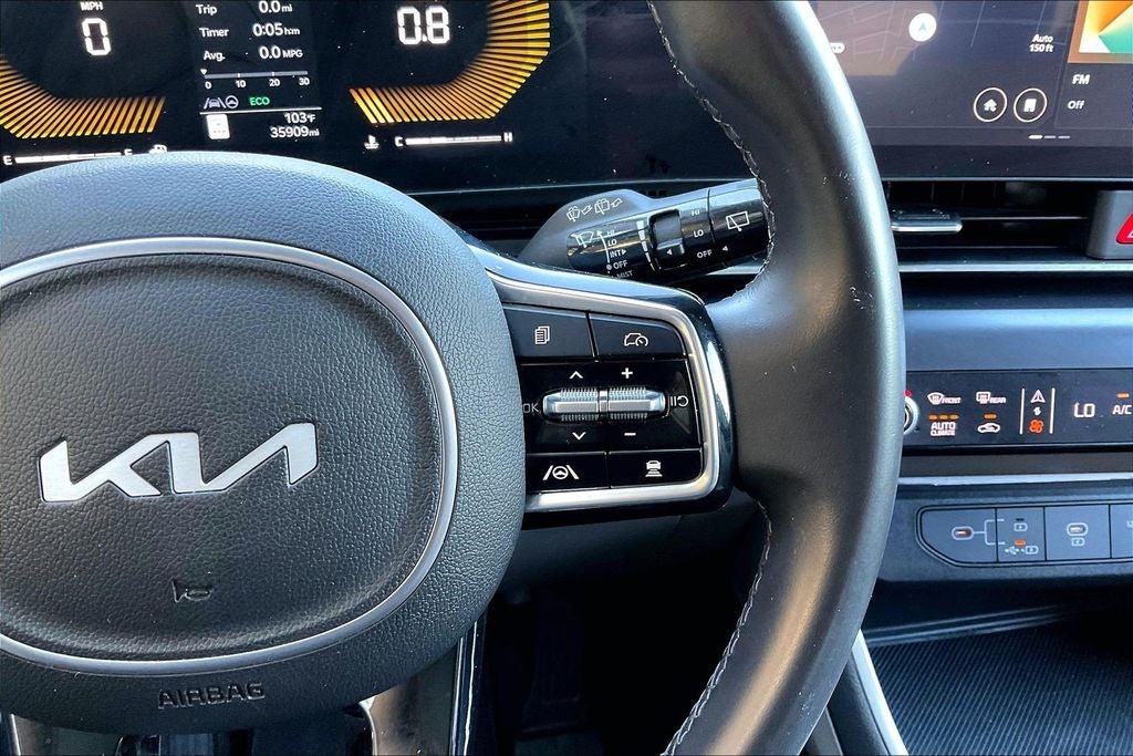 2025 Kia Carnival LXS