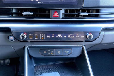 2025 Kia Carnival LXS