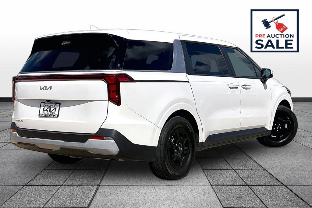 2025 Kia Carnival LXS