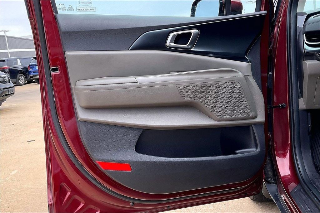 2025 Kia Carnival LXS