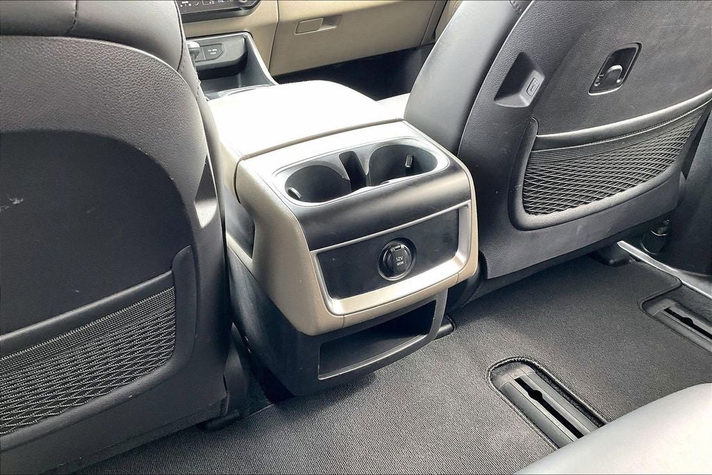 2025 Kia Carnival LXS