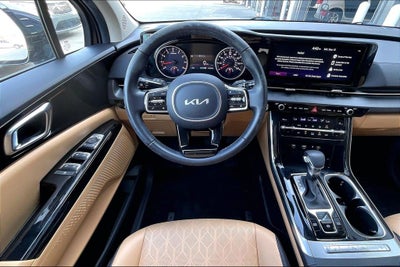 2023 Kia Carnival EX