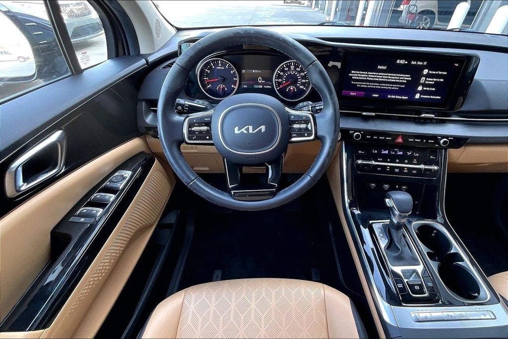 2023 Kia Carnival EX