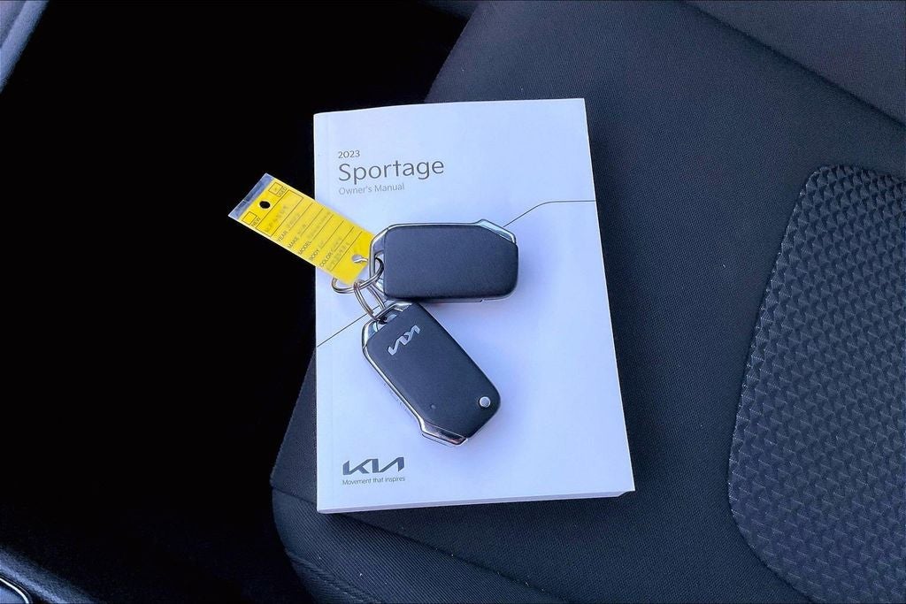 2023 Kia Sportage LX