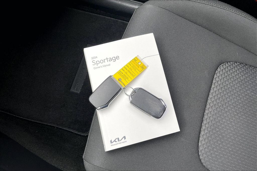 2024 Kia Sportage LX