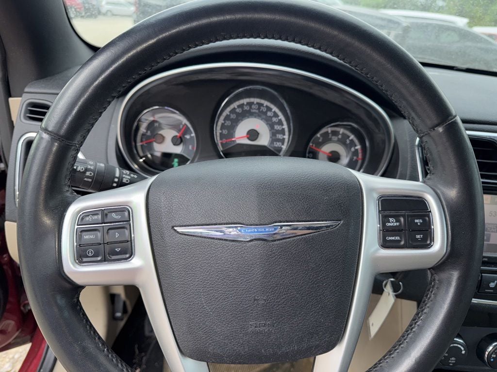2011 Chrysler 200 Limited