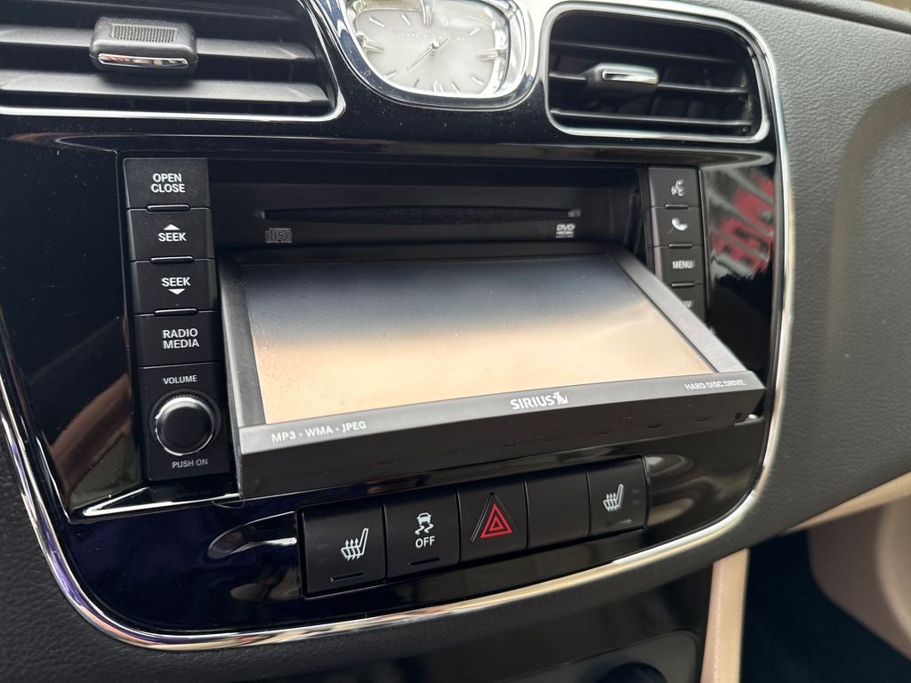 2011 Chrysler 200 Limited