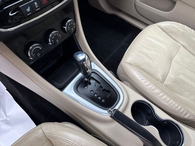 2011 Chrysler 200 Limited