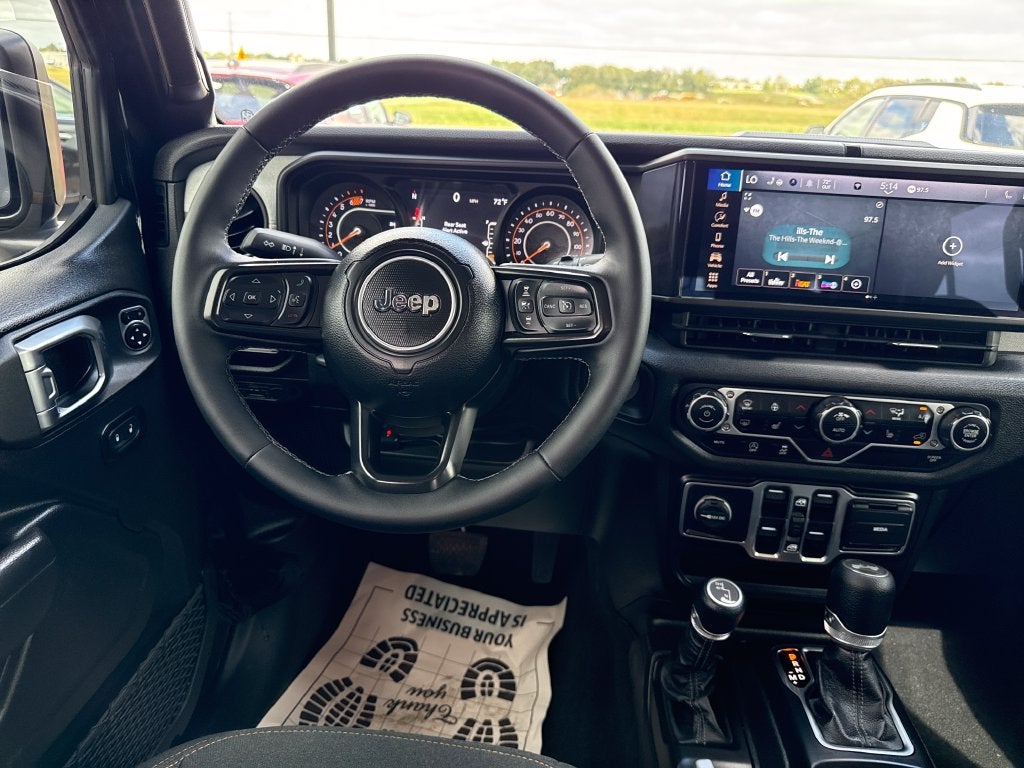 2025 Jeep Wrangler 4-Door Summit 4x4
