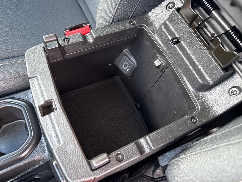2025 Jeep Wrangler 4-Door Summit 4x4
