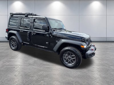 2025 Jeep Wrangler 4-Door Summit 4x4