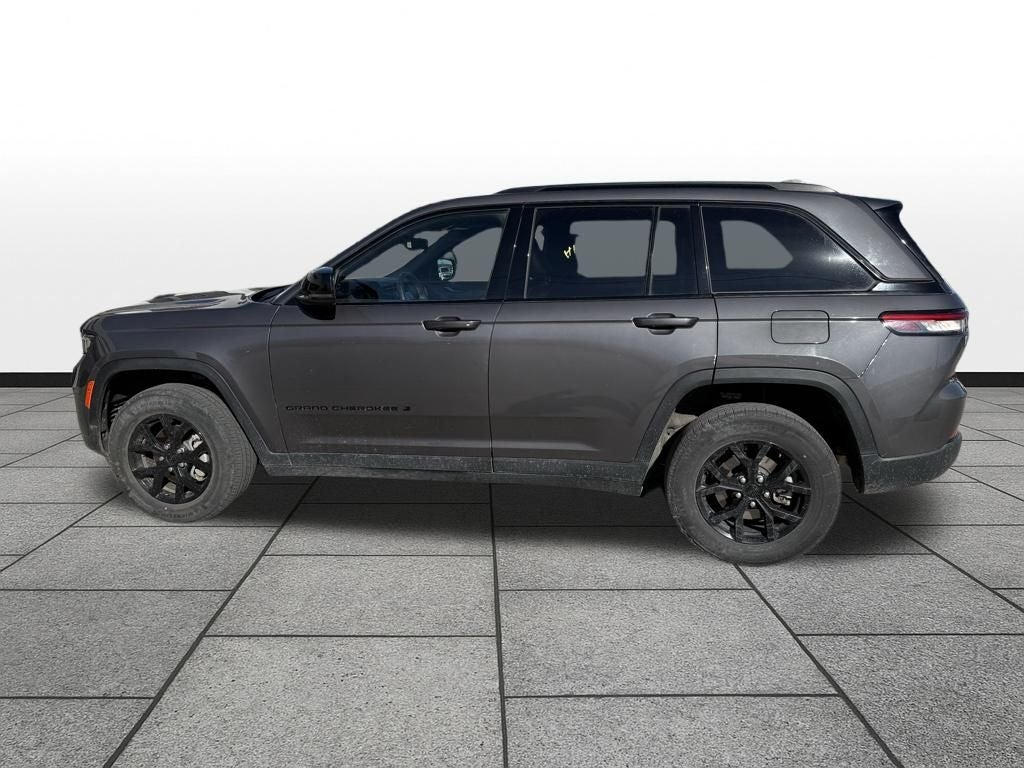 2024 Jeep Grand Cherokee Altitude 4x2