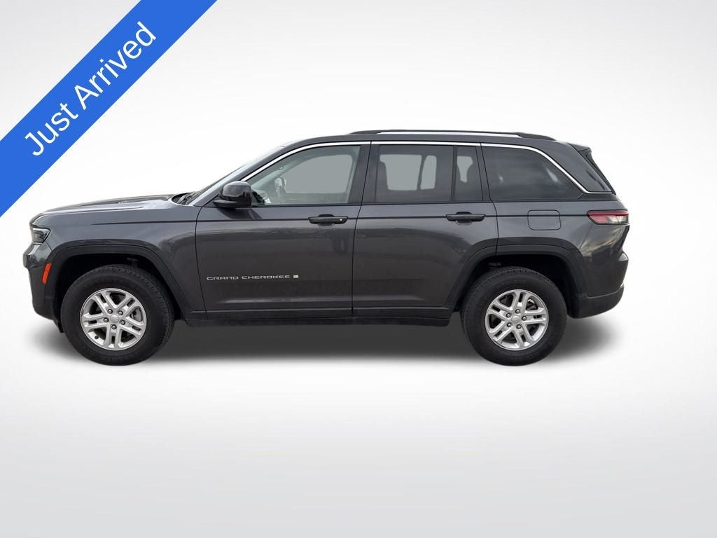 2023 Jeep Grand Cherokee Laredo 4x4