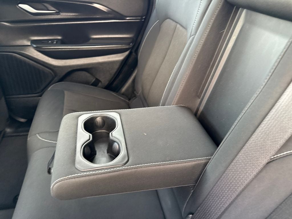 2023 Jeep Grand Cherokee Laredo 4x4