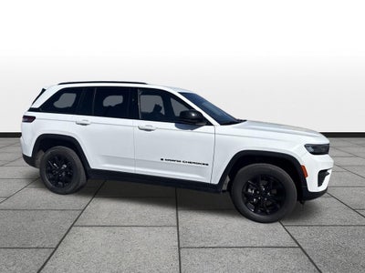 2025 Jeep Grand Cherokee Altitude 4x4