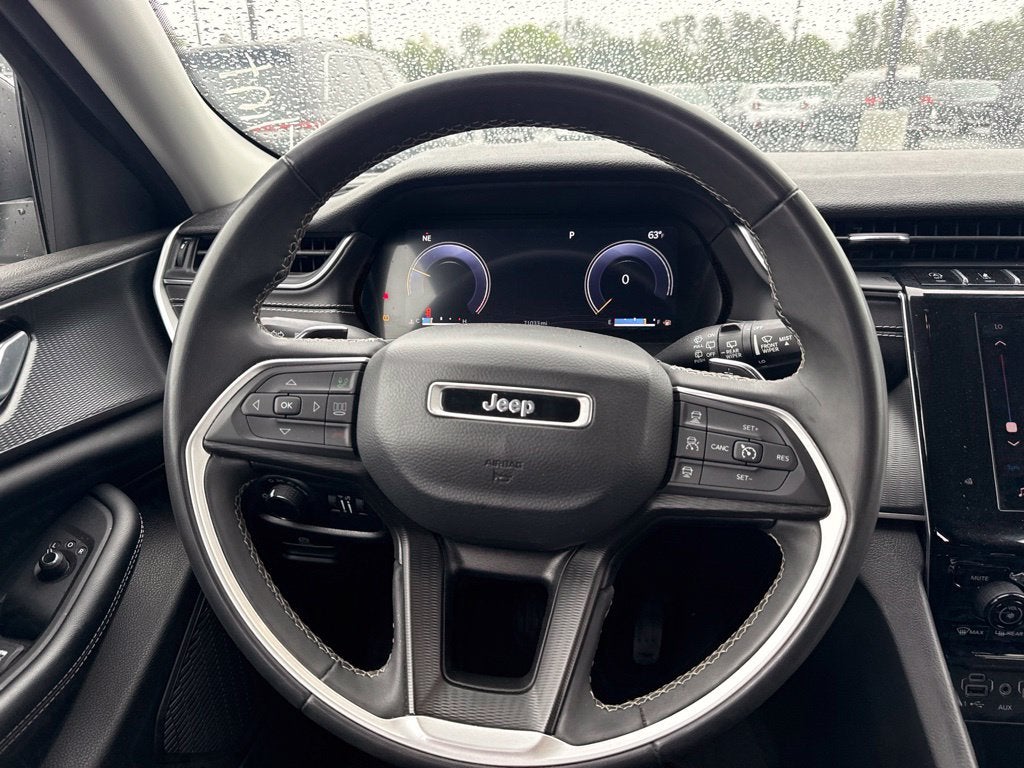 2023 Jeep Grand Cherokee Laredo 4x4