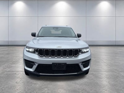 2023 Jeep Grand Cherokee Laredo 4x4